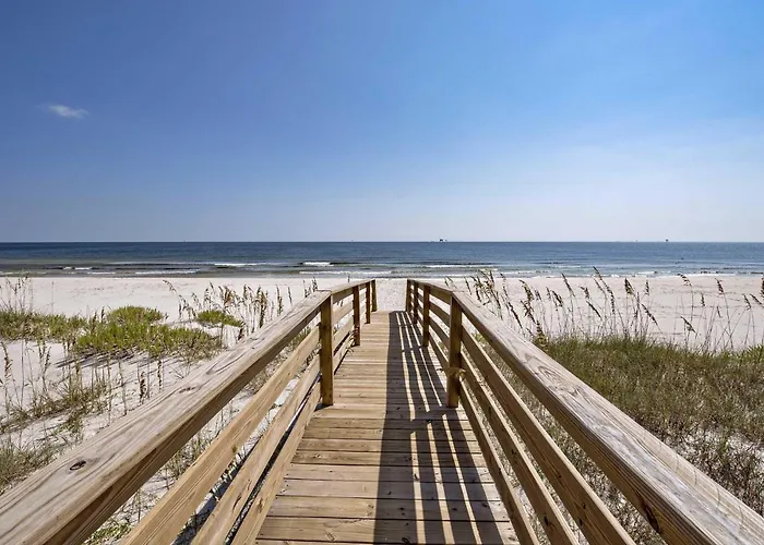 Ocean Awaits 2 * Gulf Shores